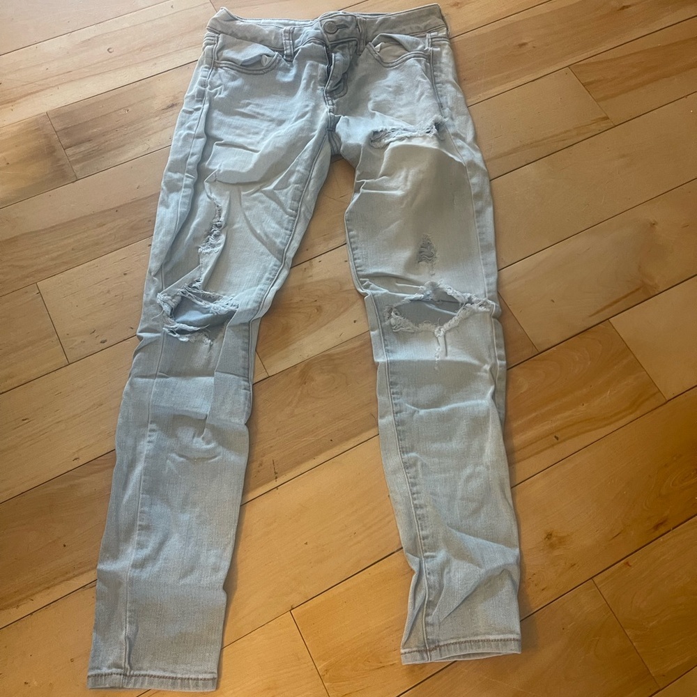 Light American Eagle size 4 regular length jeans